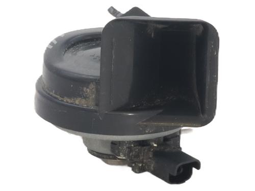 Used Horn PEUGEOT 2008 II (UD_, US_, UY_, UJ_, UR_, UC_) 1.2 PureTech 130 (USHNS, URHNS) (130 hp) 32998905