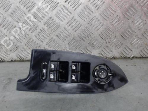 Used Left front window switch ALFA ROMEO GIULIETTA (940_) 2.0 JTDM (940.FXL1A) (140 hp) 30361053