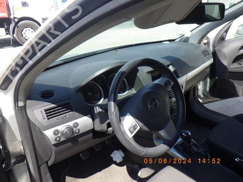Used Hood Hood 38977433 38977433