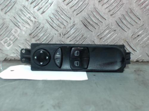 Used Left front window switch Left front window switch MERCEDES-BENZ SPRINTER 3-t Van (B906) 214 CDI (906.611, 906.613) (143 hp) 30595535 30595535