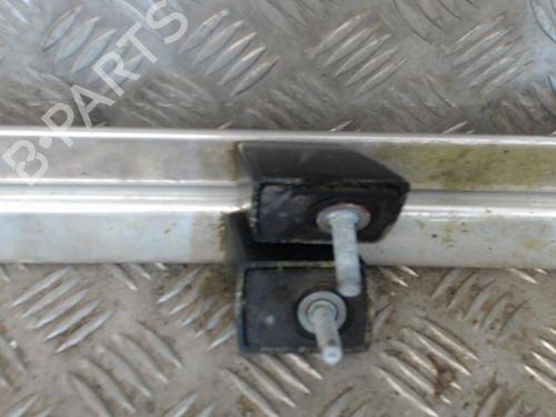 roof-bar-vw-passat-b7-variant-365-2010-2011-2012-2013-2014-2015-26616861 main image