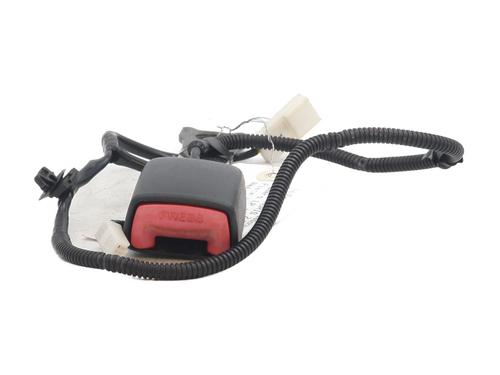 Used Seat buckle Seat buckle TOYOTA AURIS (_E18_) 2.0 D-4D (ADE186_, ADE186R) (124 hp) 33799279 33799279