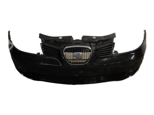 Used Front bumper SEAT IBIZA III (6L1) 1.4 16V (75 hp) 30100321
