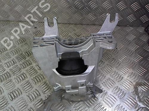 Used Engine mount Engine mount NISSAN JUKE (F15) 1.2 DIG-T (115 hp) 23049587 23049587