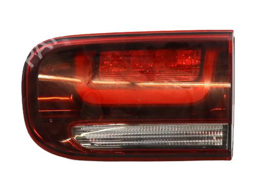 Feu de coffre droit CITROËN C4 CACTUS 1.2 THP 110 (110 hp) 31857340