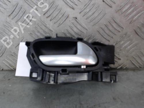 Used Front right interior door handle PEUGEOT 208 I (CA_, CC_) 1.6 HDi / BlueHDi 75 (75 hp) 24614041