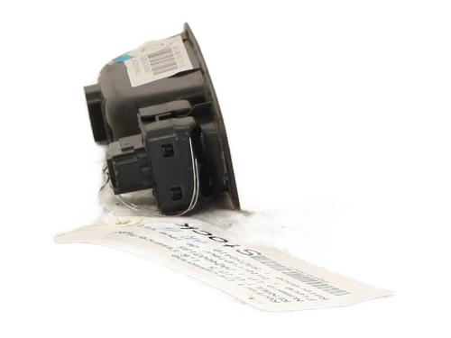 right-rear-window-switch-renault-clio-v-b7_-2019-23840574 main image