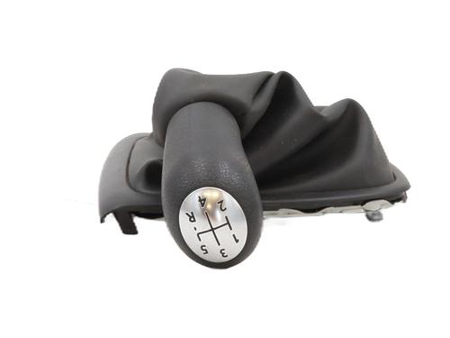 Used Shift knob RENAULT CLIO IV (BH_) 1.5 dCi 75 (75 hp) 31019790