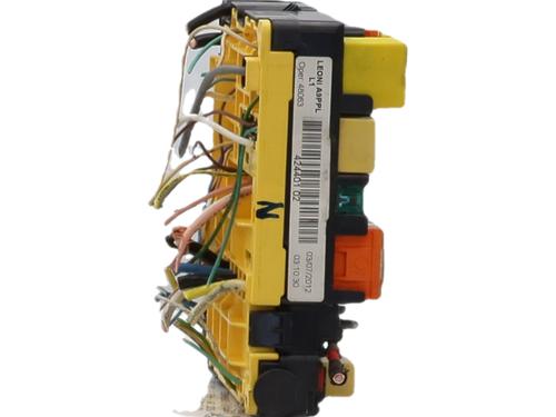 fuse-box-peugeot-208-i-ca_-cc_-2012-2013-2014-2015-2016-2017-2018-2019-2020-2021-37036322 main image