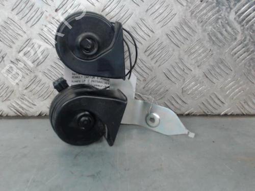 Used Horn RENAULT CAPTUR I (J5_, H5_) 1.2 TCe 120 (118 hp) 29184781