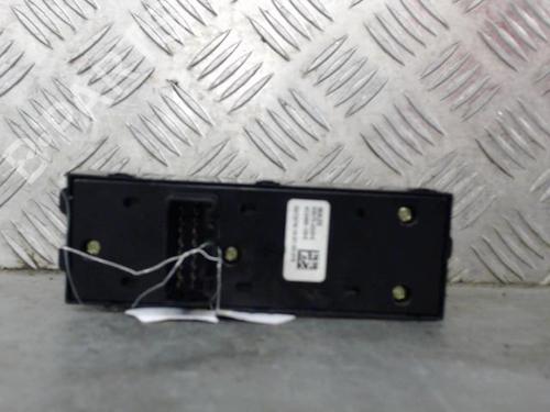 Left front window switch KIA CEE'D (JD) 1.0 T-GDI | BP25726043I27 - Image 4