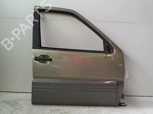 Used Right front door NISSAN TERRANO II (R20) 2.7 TDi 4WD (125 hp) 23051960