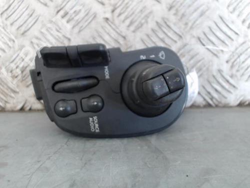 Steering column stalk RENAULT CLIO III (BR0/1, CR0/1) 1.5 dCi (BR17, CR17) | BP30439888I23