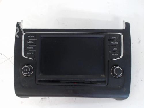 Used Radio VW POLO V (6R1, 6C1) 1.4 TDI (90 hp) 23839147