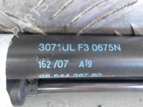 Used Tailgate lift support Tailgate lift support 28058920 28058920