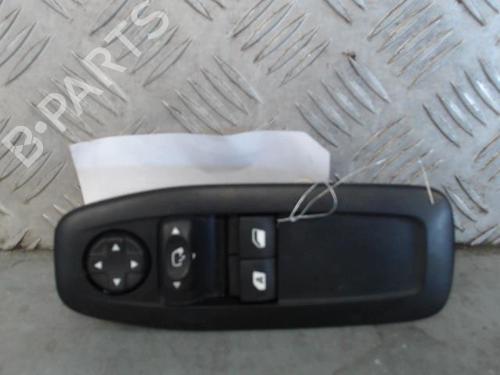 Used Left front window switch PEUGEOT 208 I (CA_, CC_) 1.4 HDi (68 hp) 24407463