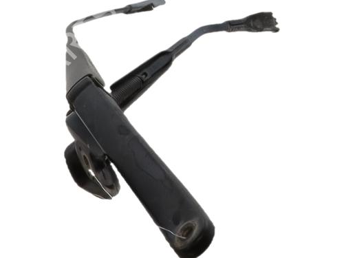 Used Front windshield wiper arm Front windshield wiper arm 38596255 38596255