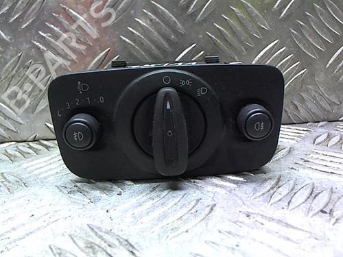 Used Headlight switch Headlight switch FORD FIESTA VI (CB1, CCN) 1.4 TDCi (70 hp) 23051573 23051573
