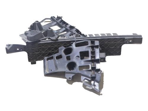 Used Rear bumper bracket Rear bumper bracket DS DS 7 Crossback (J4_, JR_, JC_) 1.5 BlueHDi 130 (JCYHZJ, JCYHZR) (130 hp) 40253820 40253820