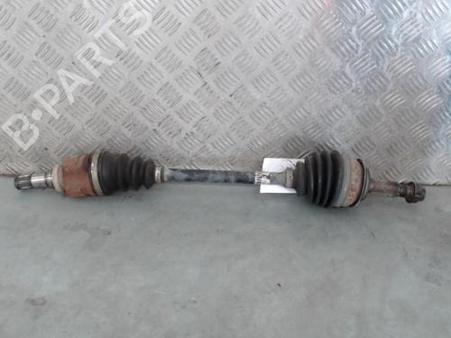 Used Left front driveshaft TOYOTA YARIS (_P13_) 1.3 (NSP130_, NSP130) (99 hp) 29315837
