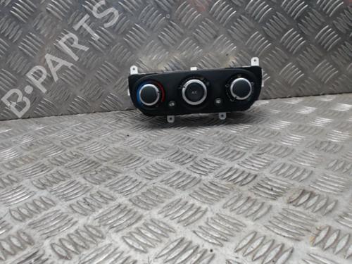 climate-control-renault-clio-iv-bh_-2012-2013-2014-2015-2016-2017-2018-2019-2020-2021-23837269 main image