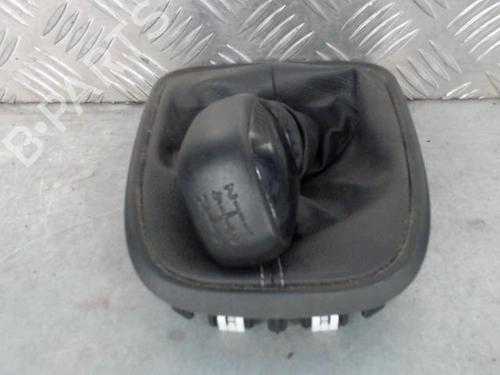 Used Gear lever CITROËN C3 / C3 ORIGIN III (SX) 1.5 BlueHDi 100 (SXYHYP, SXYHTU) (102 hp) 23838434