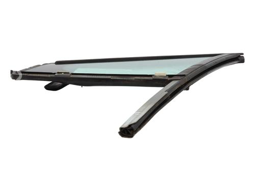 Front left quarter glass PEUGEOT 308 I (4A_, 4C_) 1.6 HDi | BP32189924C111