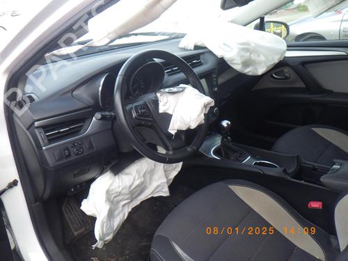 Left front window switch TOYOTA AVENSIS Estate (_T27_) 2.0 D-4D (WWT271_) | BP31830395I27 