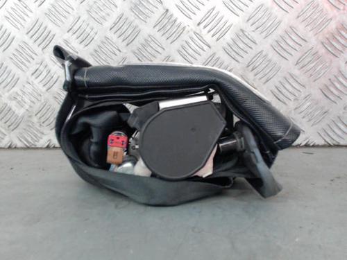 front-right-seatbelt-renault-megane-iii-hatchback-bz01_-b3_-2008-28601263 main image