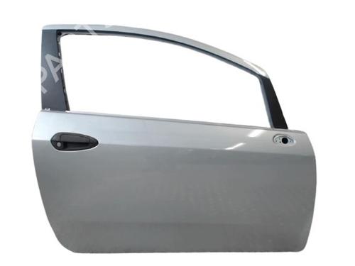 Used Right front door FIAT GRANDE PUNTO (199_) 1.3 D Multijet (75 hp) 23048730