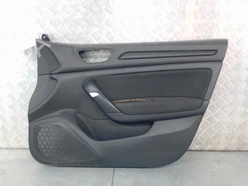 front-right-panel-renault-megane-iv-hatchback-b9amn_-2015-29119817 main image