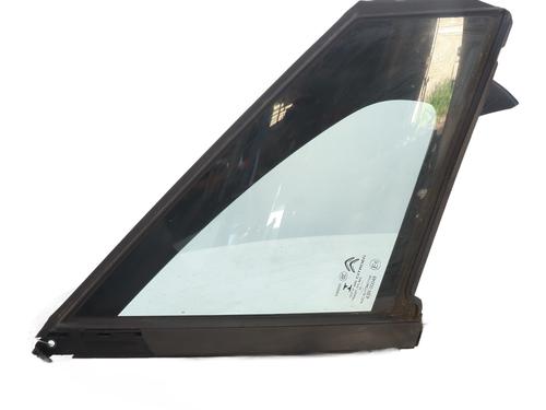 front-right-quarter-glass-citroen-c3-iii-sx-2016-32998891 main image