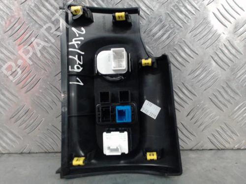 Used Mirror switch Mirror switch CITROËN C3 III (SX) 1.5 BlueHDi 100 (SXYHYP, SXYHTU) (102 hp) 23838435 23838435