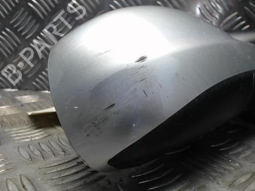 Used Right mirror Right mirror 23047932 23047932
