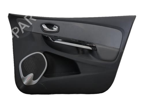 Forreste højre beklædning Forreste højre beklædning RENAULT CLIO IV (BH_) 1.2 TCe 120 (BHM0) (120 hp) 34557791 34557791