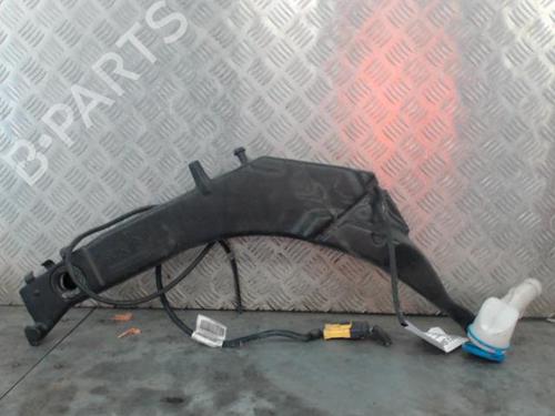 Used Windscreen washer tank PEUGEOT 308 II (LB_, LP_, LW_, LH_, L3_) 1.6 GT 205 (205 hp) 26498831