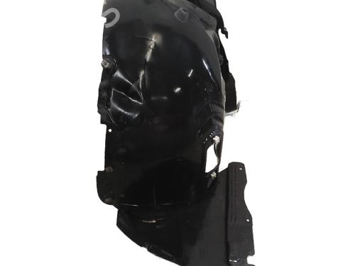 wheel-arch-bmw-2-active-tourer-f45-2013-2014-2015-2016-2017-2018-2019-2020-2021-32474759 main image