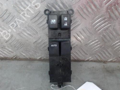 BP25740347I27 main image