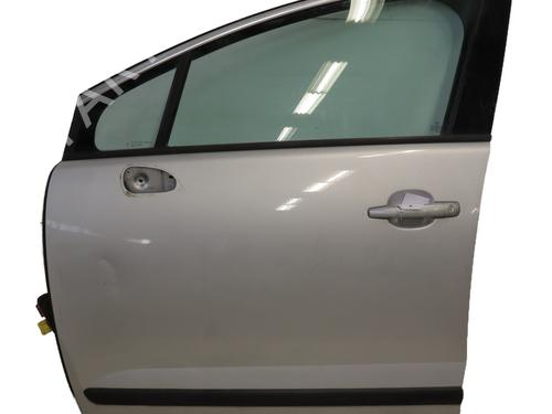 Used Left front door PEUGEOT 3008 I MPV (0U_) 1.6 HDi (114 hp) 31331359