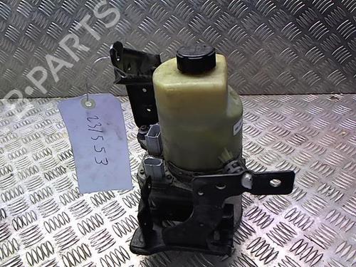 Used Steering pump RENAULT MEGANE II (BM0/1_, CM0/1_) 1.4 16V (BM0B, CM0B) (98 hp) 23049364