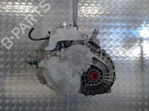 gearbox-chevrolet-cruze-hatchback-j305-2010-23838769 main image