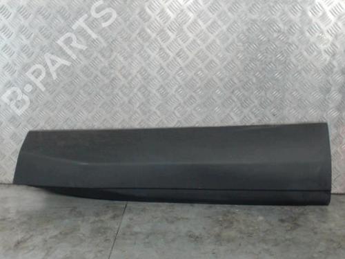 Used Door moulding trim PEUGEOT 3008 II SUV (MC_, MR_, MJ_, M4_) 1.2 THP/ PureTech 130 (MRHNSM, MRHNSU, MRHNSJ, MRHNYW,... (131 hp) 29480707
