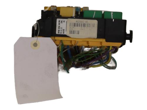 Fuse box PEUGEOT 208 I (CA_, CC_) 1.2 VTI 82 | BP23052438E1 