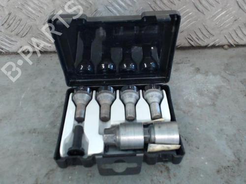 BP26952952O1 main image