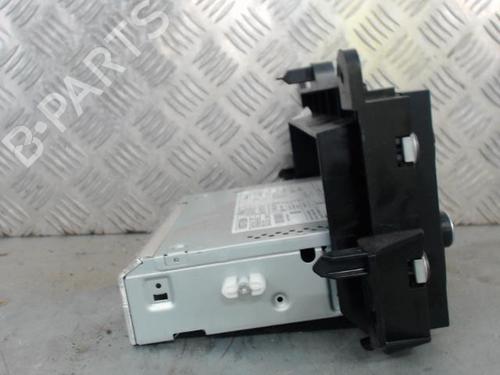 Bilradio RENAULT TWINGO III (BCM_, BCA_) 1.0 SCe 70 | BP23838788E6 