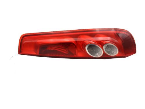 Used Right taillight FORD FIESTA V (JH_, JD_) 1.4 TDCi (68 hp) 26598222