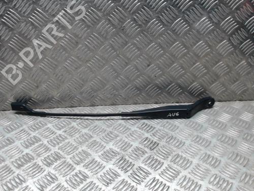 Used Front windshield wiper arm PEUGEOT 208 I (CA_, CC_) 1.0 VTi (68 hp) 23048858