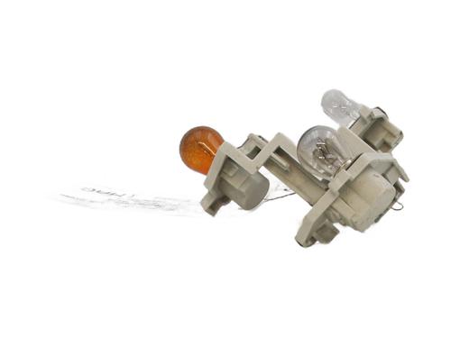 Used Lamp holder Lamp holder FORD FIESTA VI (CB1, CCN) 1.6 TDCi (90 hp) 31857353 31857353