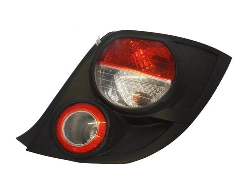Used Left taillight CHEVROLET AVEO Saloon (T300) 1.2 (86 hp) 29541496