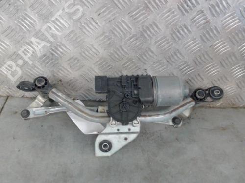 Used Front wiper motor Front wiper motor RENAULT TWINGO II (CN0_) 1.2 16V (CN04, CN0B) (75 hp) 24590990 24590990